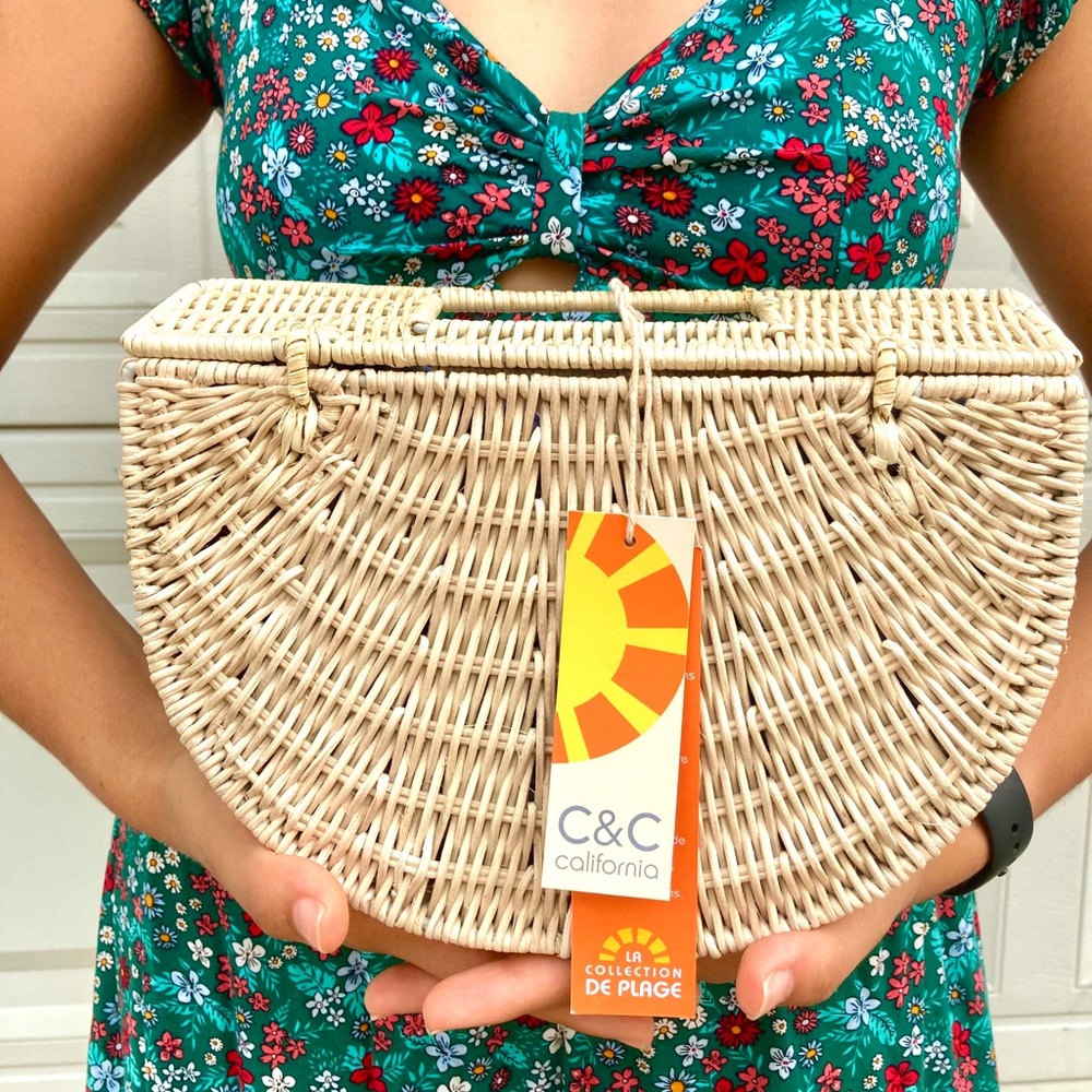 Woven basket purse